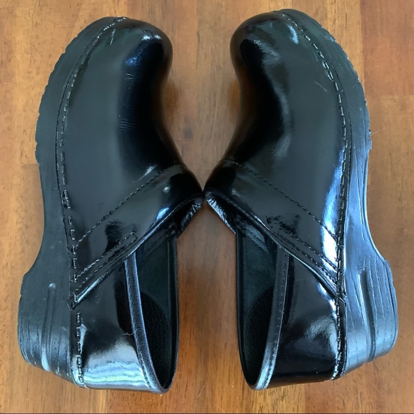 Dansko Professional Ladies Shoes - Picture 12 of 12